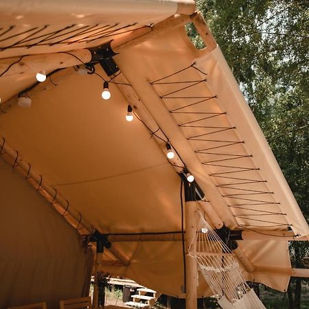 Glamping Mandra Kanev Hotell Leplyavo Exteriör bild
