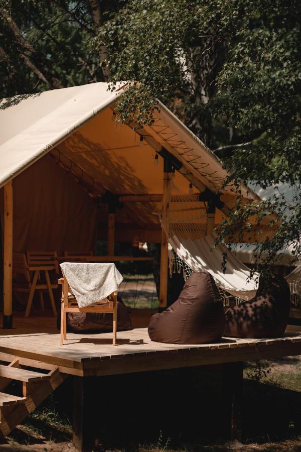 Glamping Mandra Kanev Hotell Leplyavo Exteriör bild